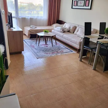 Appartamento Golden Maria Yalta Complex
