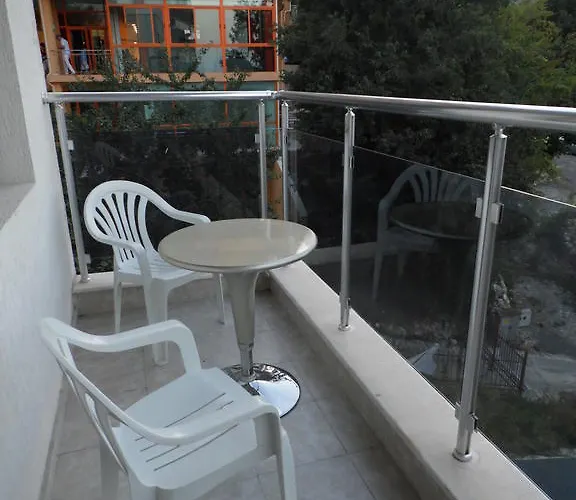 아파트 Golden Maria Yalta Complex *